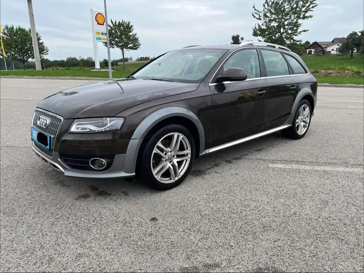 Audi A4 Allroad 2010 photo 3