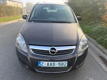 Opel Zafira 2012 photo 2