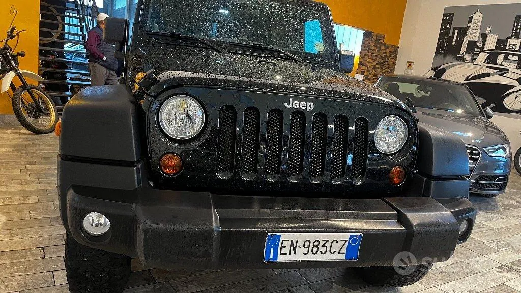 Jeep Wrangler 2012 photo 2