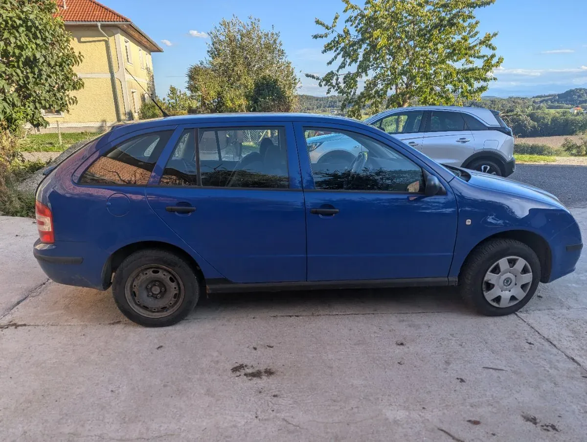 Skoda Fabia 2007 photo 3