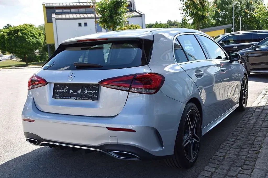 Mercedes-Benz A-Class 2018 photo 3