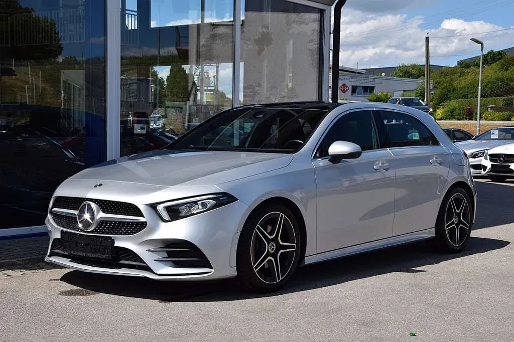 Mercedes-Benz A-Class 2018 photo 2