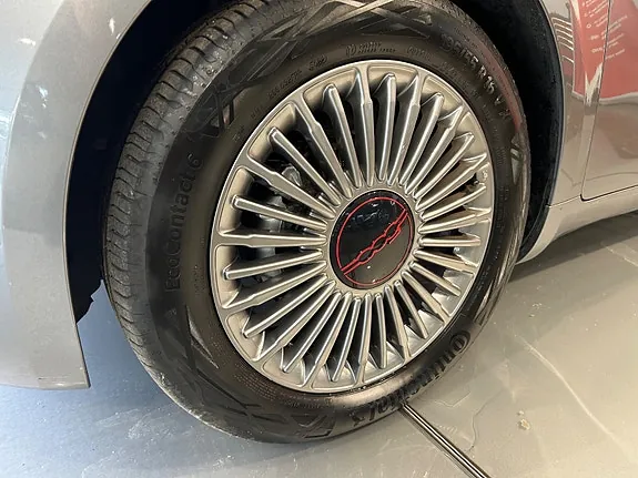 Fiat 500E 2022 photo 3