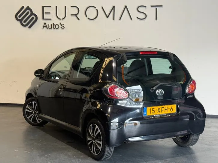 Toyota Aygo 2012 photo 3