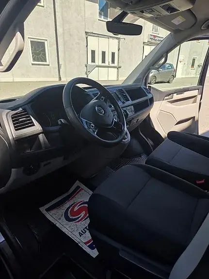 Volkswagen Transporter 2017 photo 2