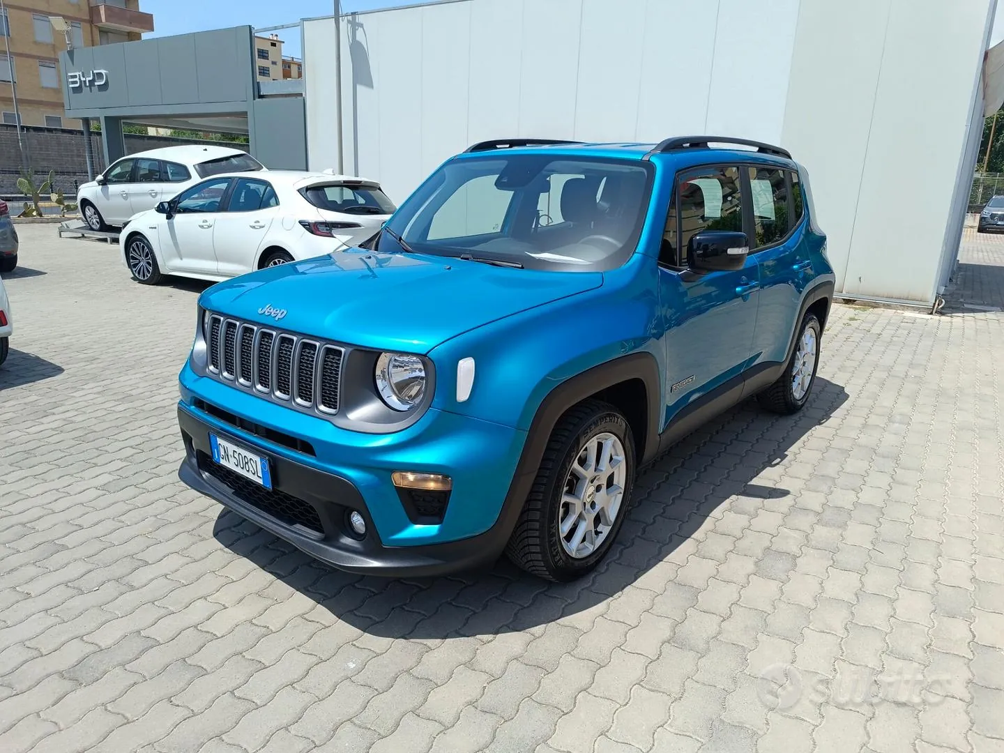 Jeep Renegade 2023 photo 2
