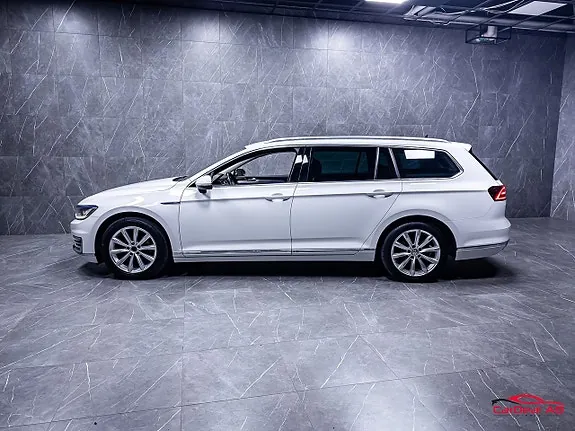 Volkswagen Passat 2018 photo 4