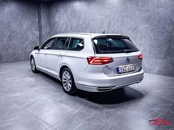 Volkswagen Passat 2018 photo 5