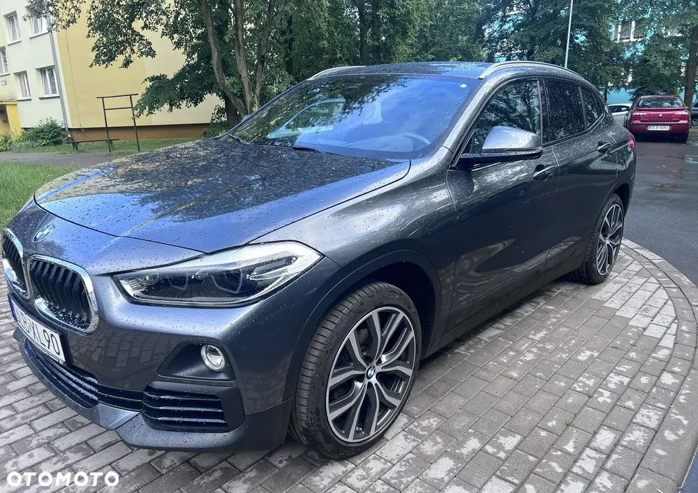BMW X2