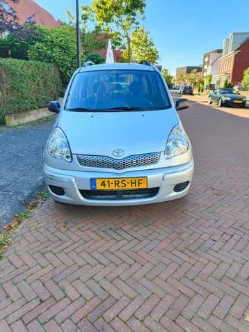 Toyota Yaris Verso