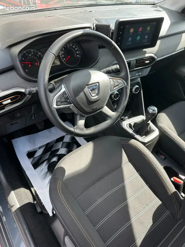 Dacia Sandero 2021 photo 3