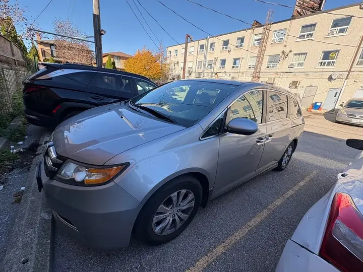 Honda Odyssey 2016 photo 4
