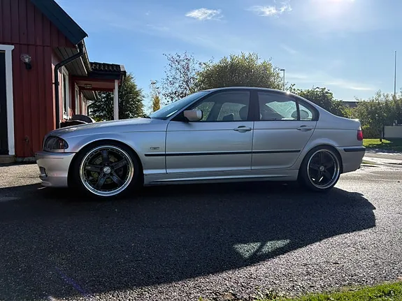 BMW 328I 1999 photo 4