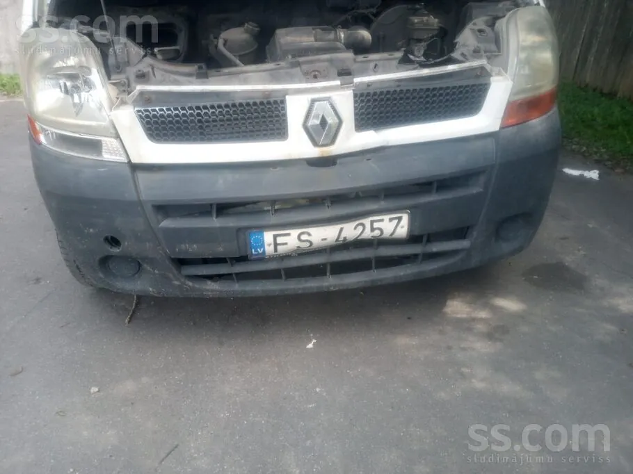Renault Master 2005 photo 2