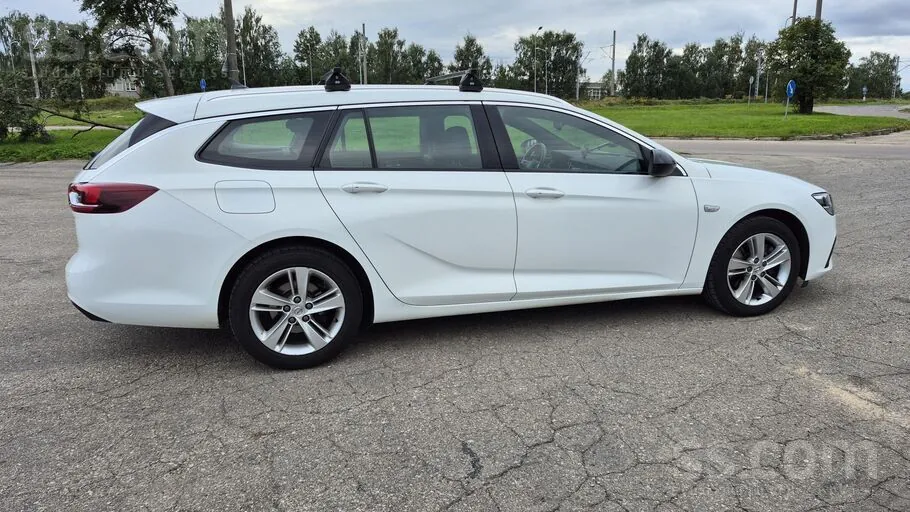 Opel Insignia 2021 photo 2