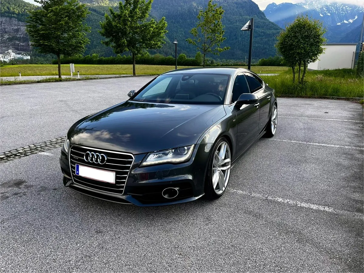 Audi A7 2012 photo 2