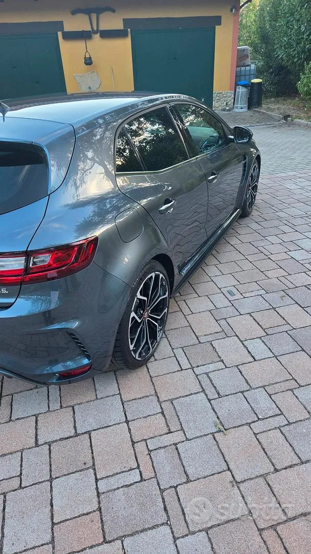 Renault Megane 2019 photo 4