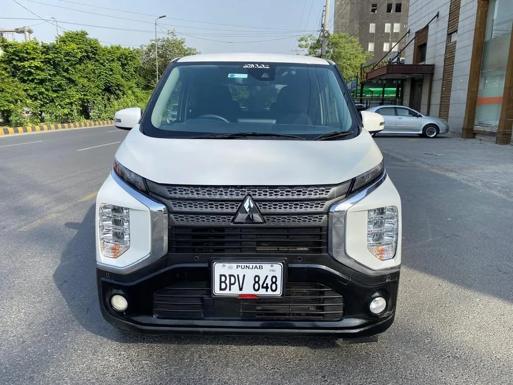 Mitsubishi Ek Custom