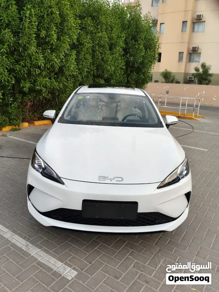 BYD Seal 2026 photo 2