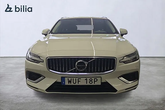 Volvo V60 2022 photo 2
