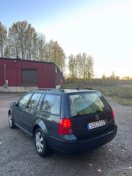 Volkswagen Golf Iv 2002 photo 3