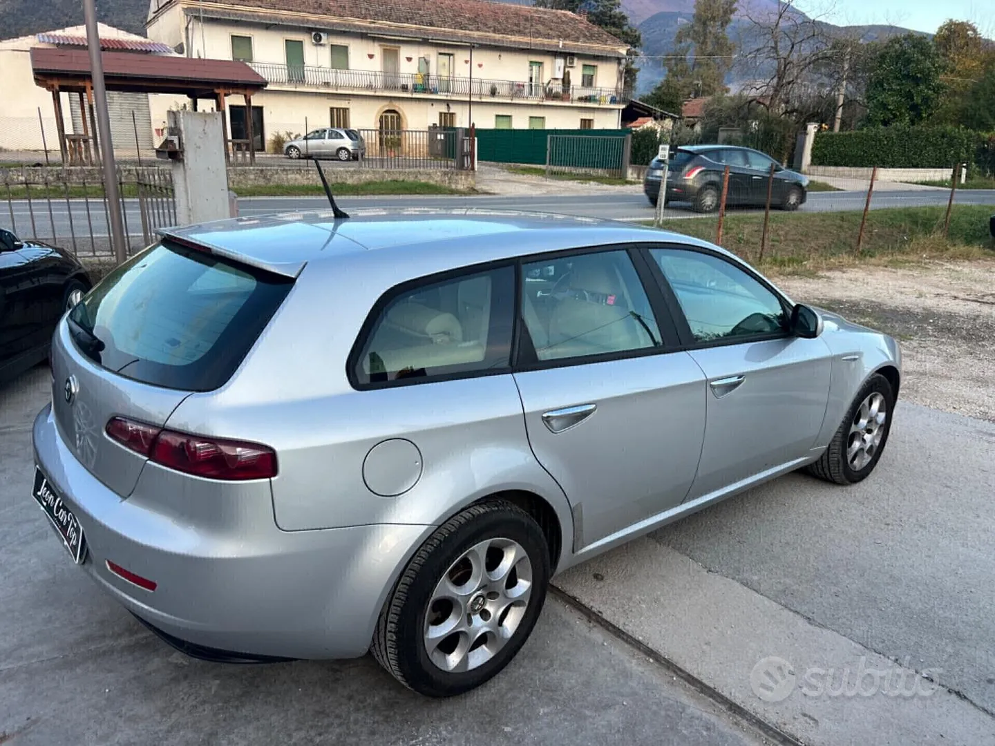 Alfa Romeo 159 2009 photo 2