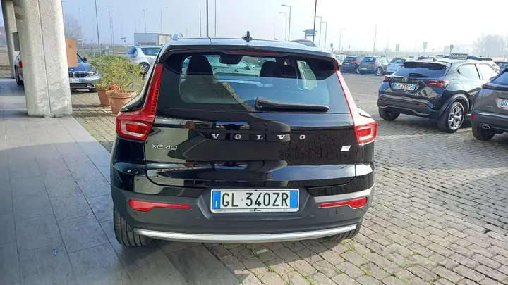 Volvo Xc40 2022 photo 4