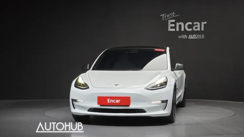 Tesla Model 3 2021 photo 3