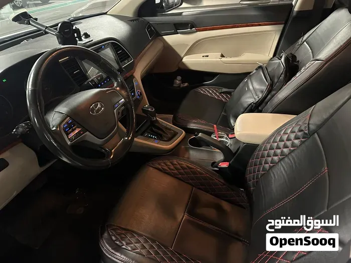 Hyundai Elantra 2018 photo 2
