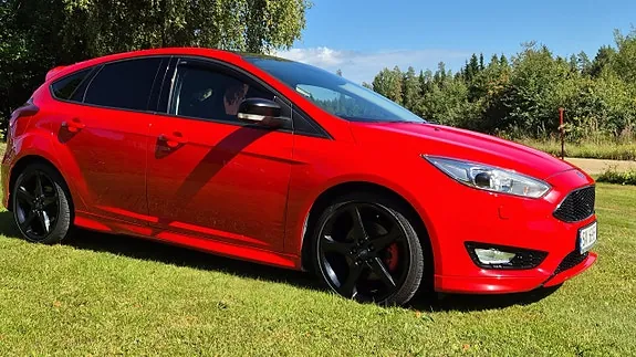 Ford Focus 2016 photo 3