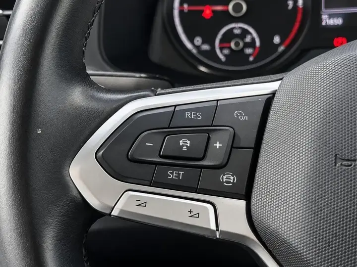Volkswagen Transporter 2023 photo 4