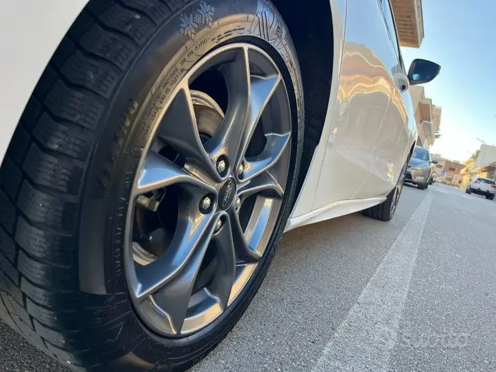 Ford Focus 2021 photo 5