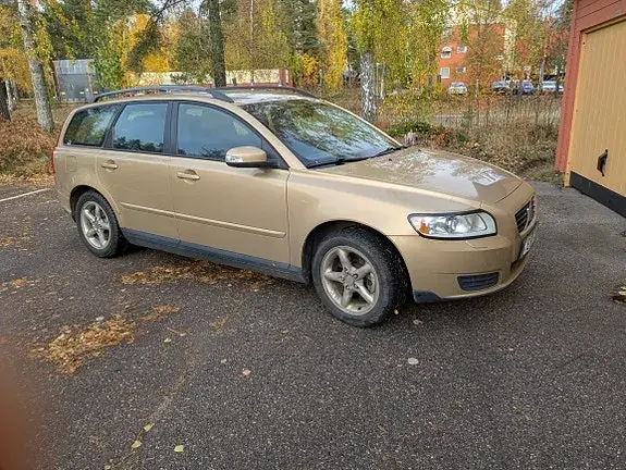 Volvo V50