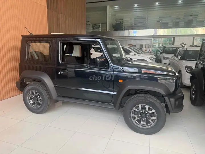 Suzuki Jimny 2024 photo 3