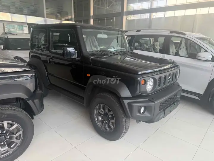 Suzuki Jimny 2024 photo 2