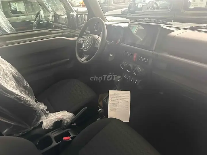 Suzuki Jimny 2024 photo 5