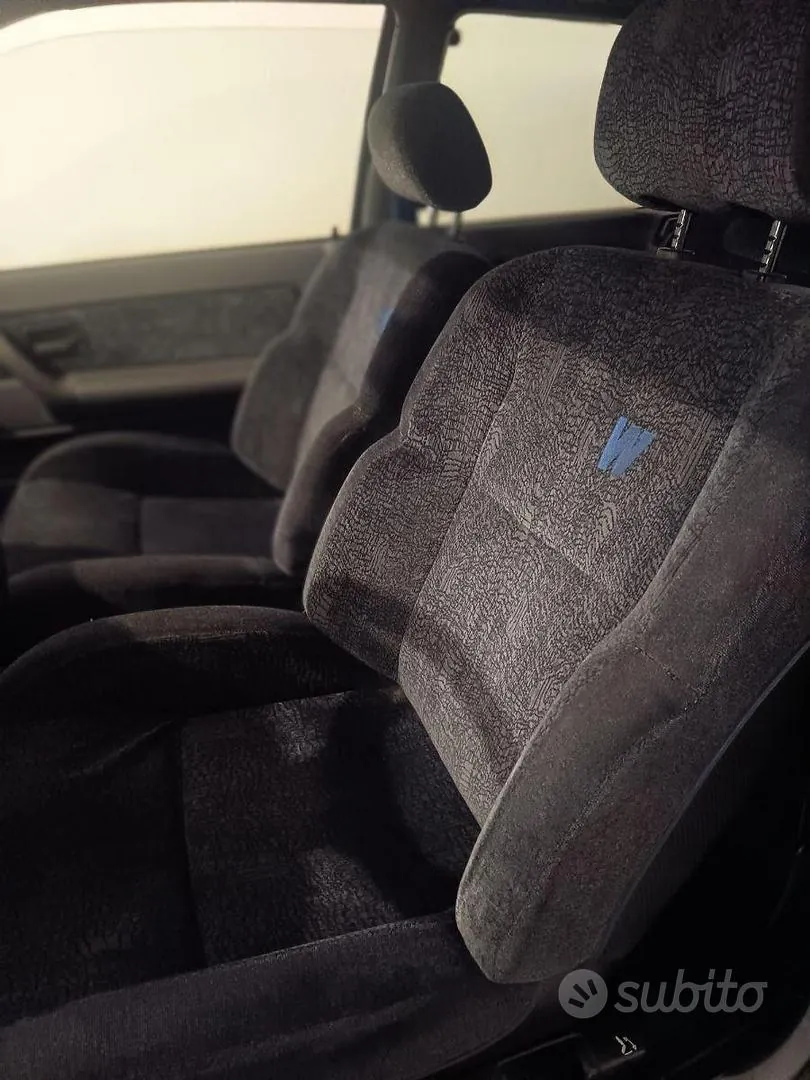 Renault Clio 1993 photo 5