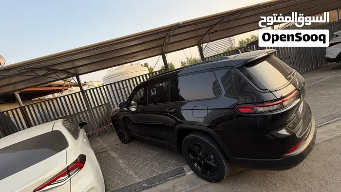 Jeep Grand Cherokee 2023 photo 4