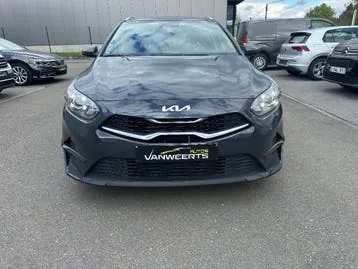 Kia Ceed Sw 2023 photo 3