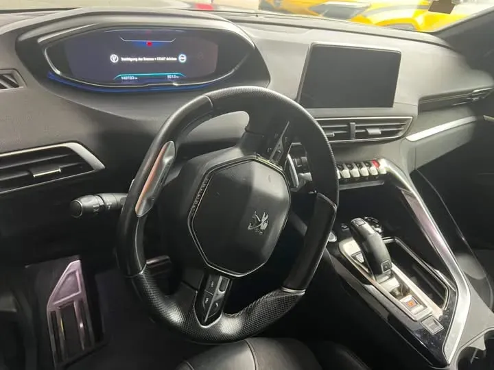 Peugeot 5008 2018 photo 3