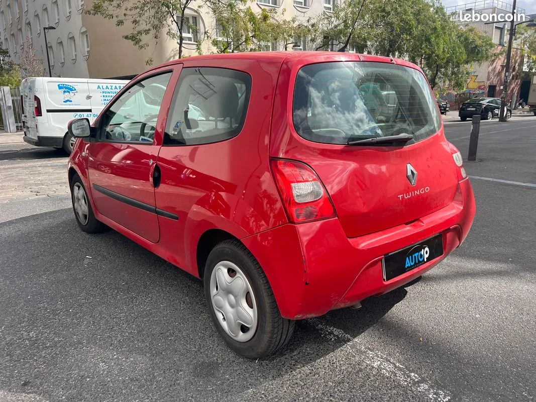 Renault Twingo 2010 photo 3