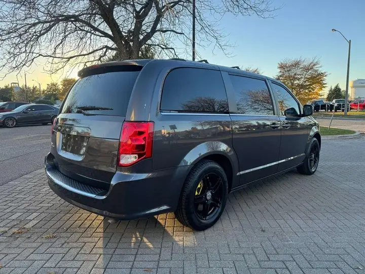 Dodge Grand Caravan 2019 photo 5