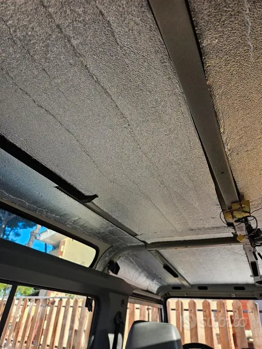 Land Rover Defender 2000 photo 5