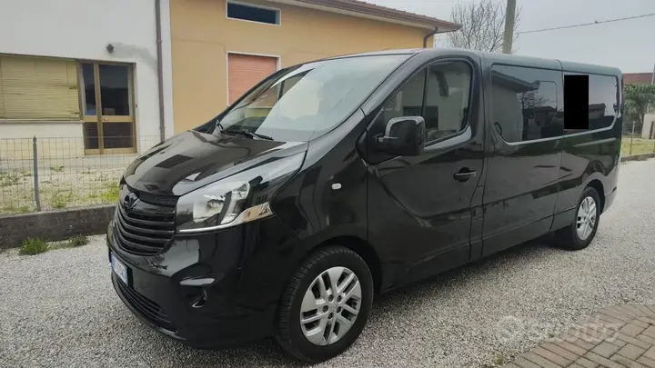 Opel Vivaro 2016 photo 4