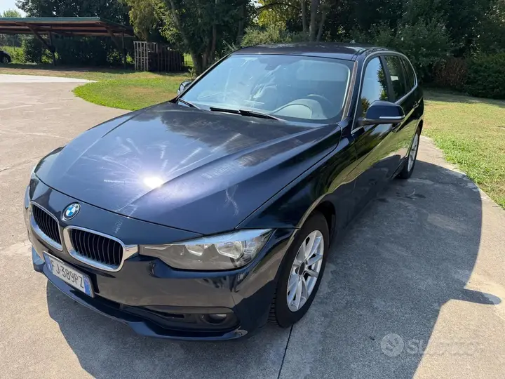 BMW 318 2017 photo 2