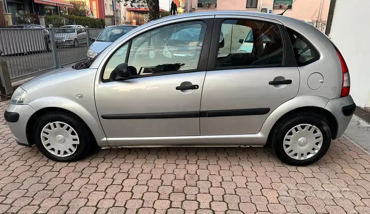 Citroen C3 2009 photo 4
