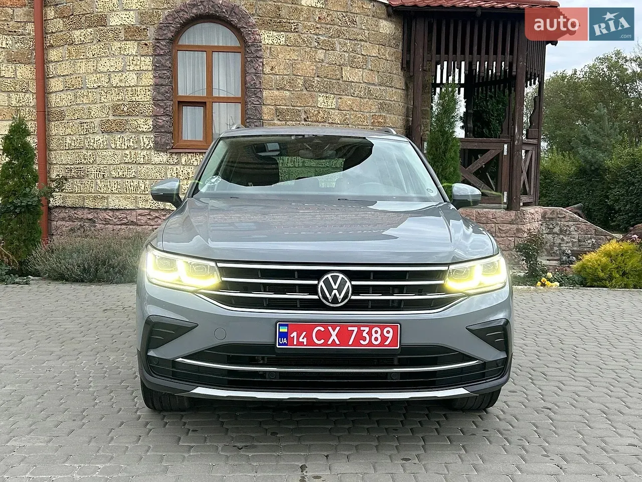 Volkswagen Tiguan 2021 photo 2