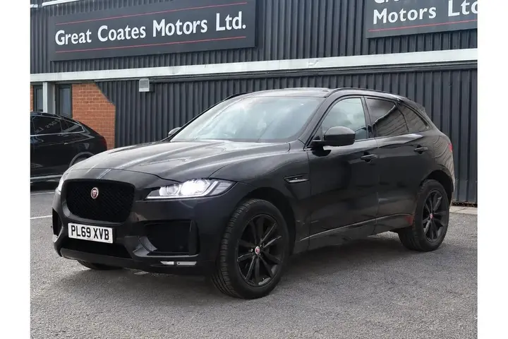 Jaguar F-Pace 2020 photo 2