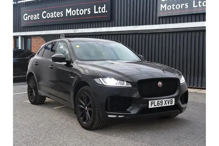 Jaguar F-Pace