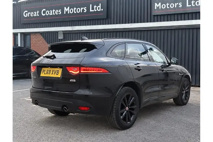 Jaguar F-Pace 2020 photo 4